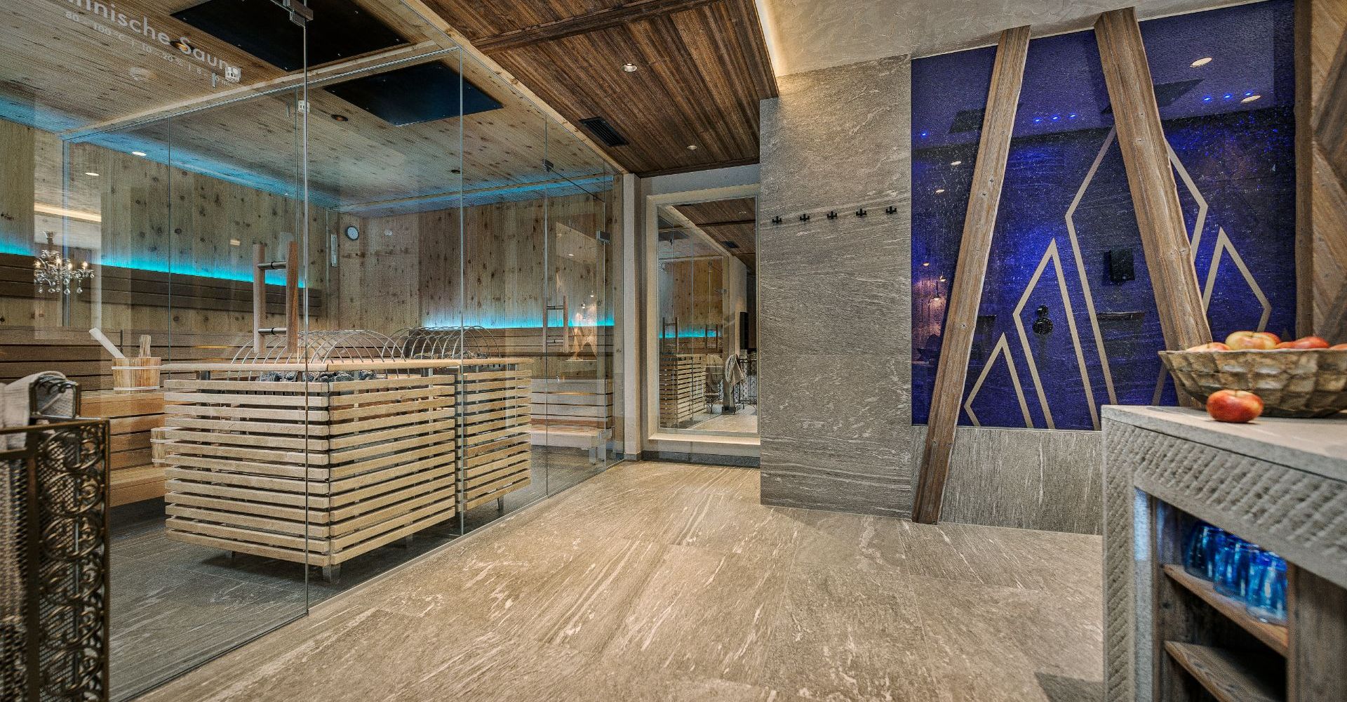 Sauna im Wellnessbereich im Hotel Bergkristall Hippach
