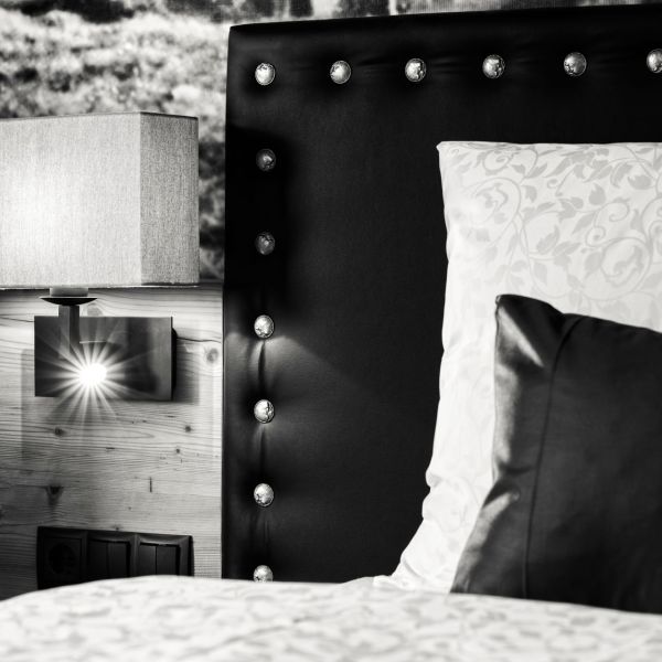 Doppelbett im Doppelzimmer Panorama im Hotel Bergkristall Hippach