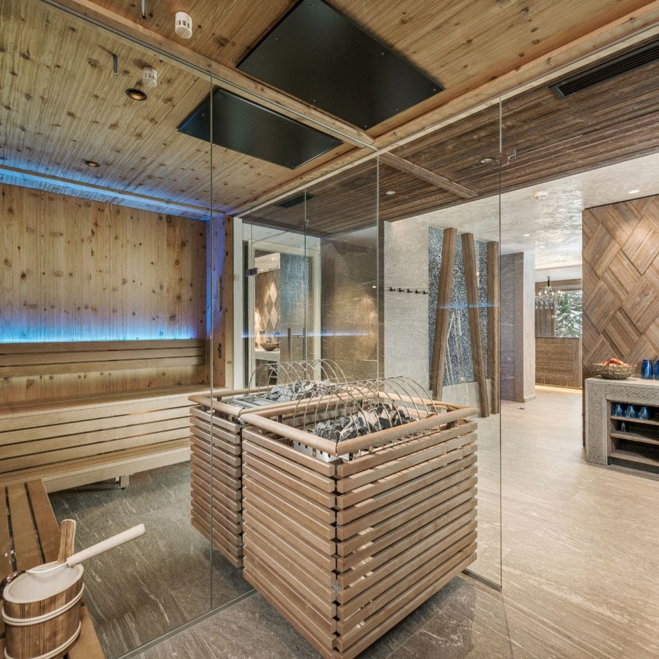 Sauna im Wellnessbereich im Hotel Bergkristall Hippach