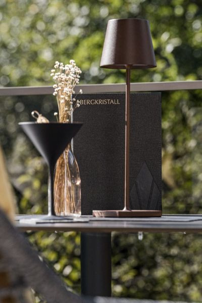 Drinks auf der Sonnen-Terrasse im Hotel Bergkristall Hippach