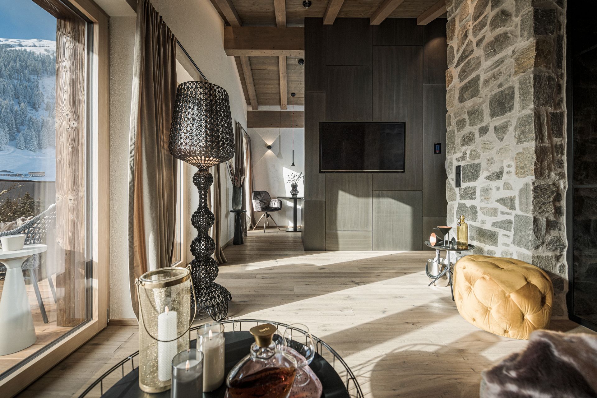 Wohnbereich in der Suite Mountain View im Hotel Bergkristall Hippach