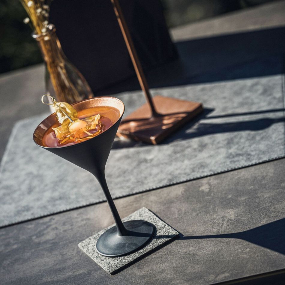 Drinks auf der Sonnen-Terrasse im Hotel Bergkristall Hippach