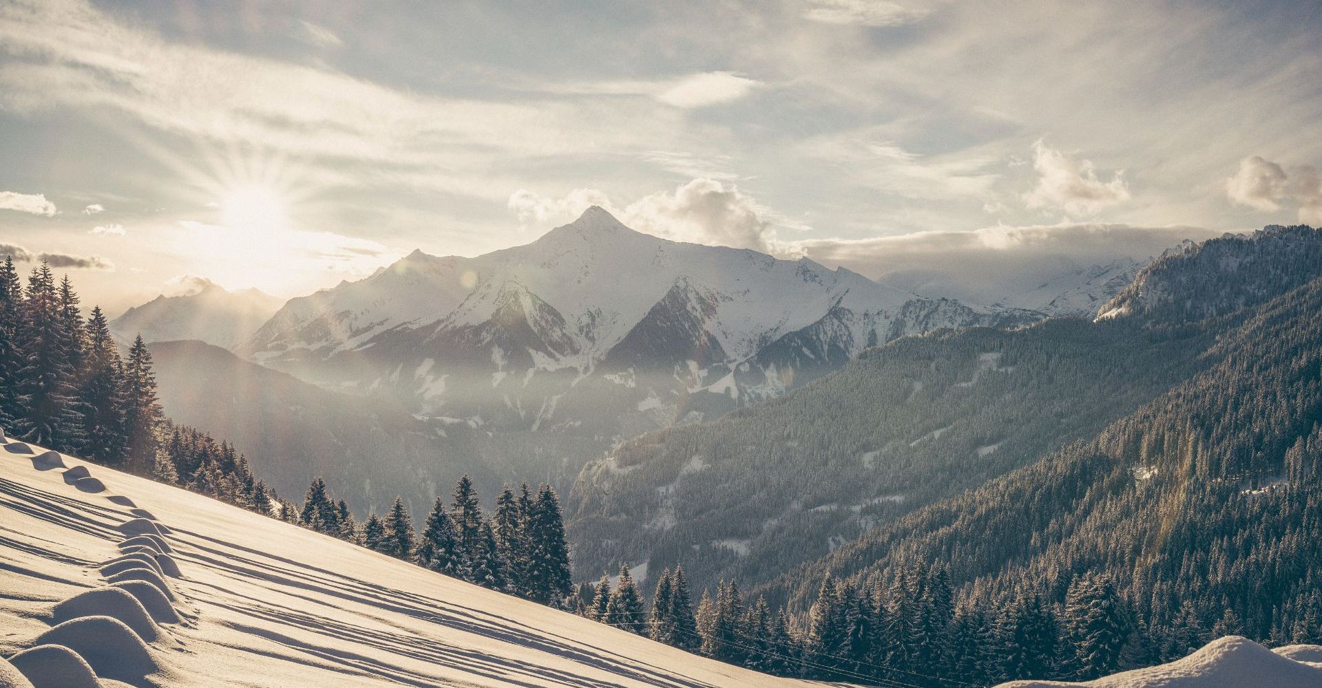 Aussicht im Winter - Hotel Bergkristall Hippach